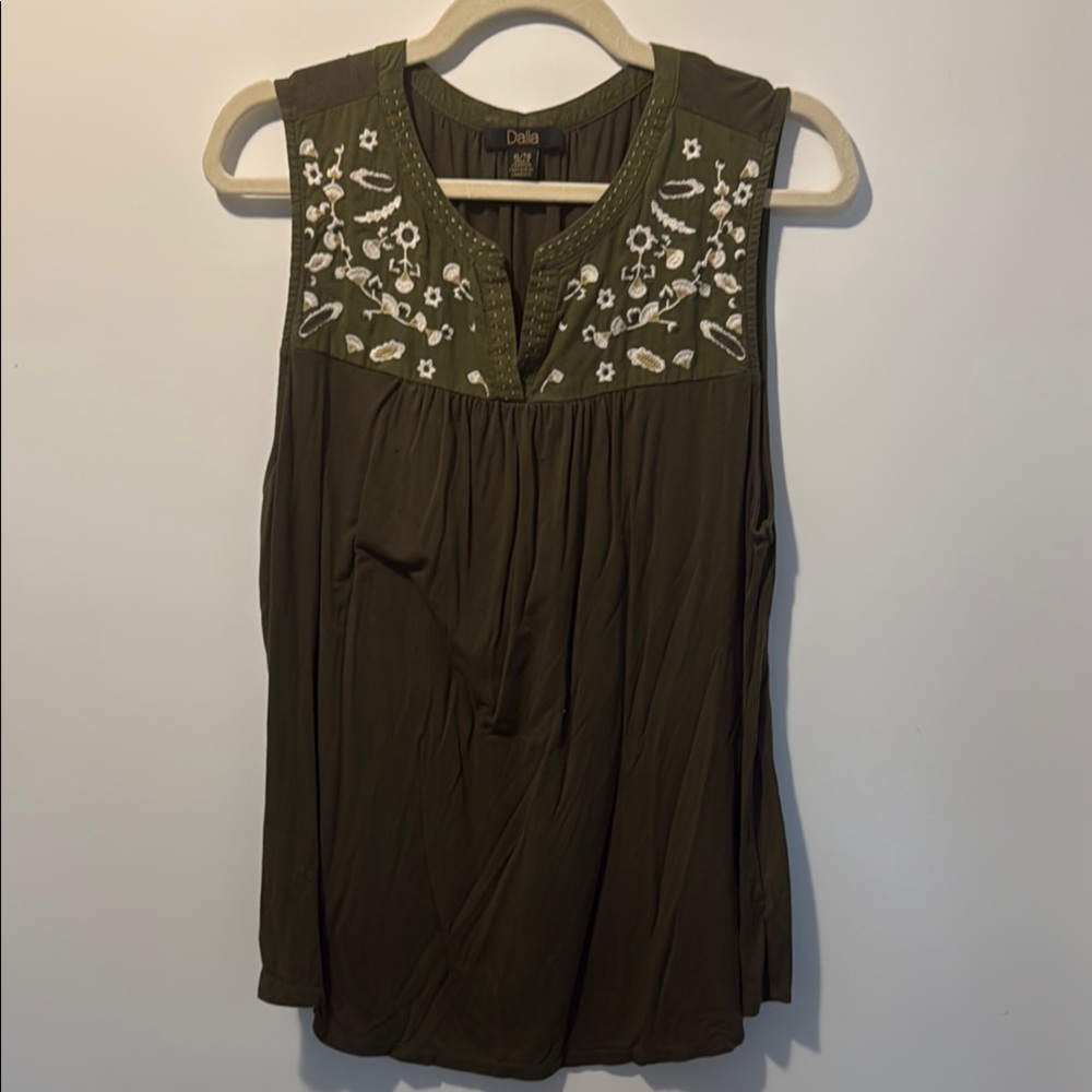 Dalia Black Sleeveless Embellished Blouse